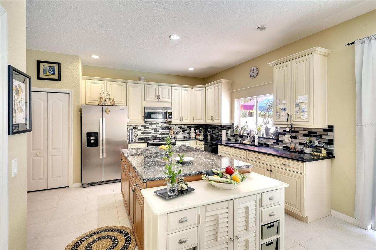 Listing Photo 14