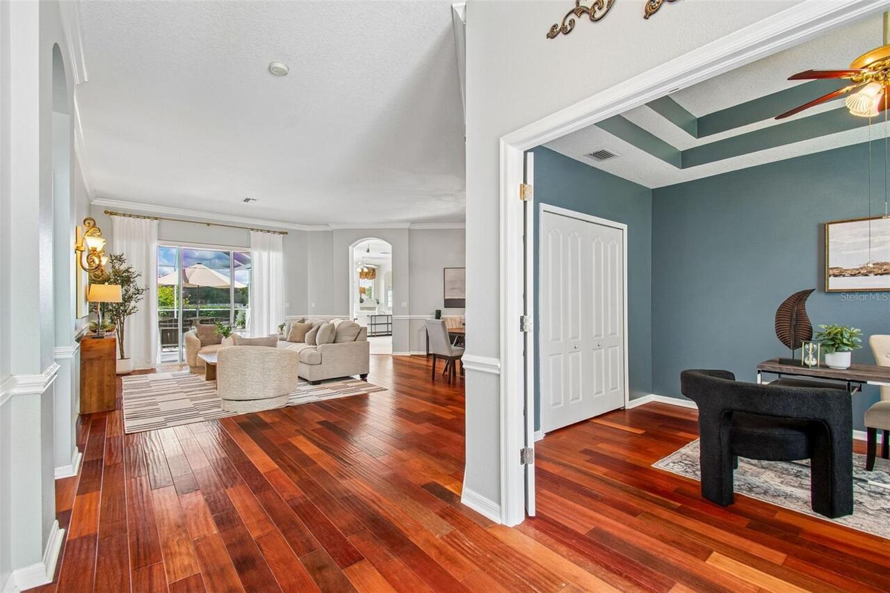Listing Photo 9