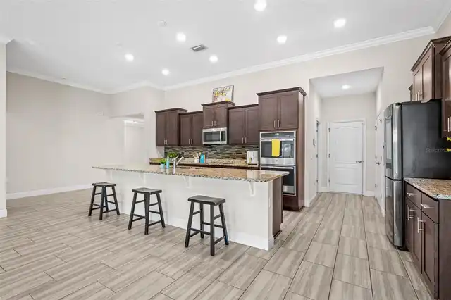 Listing Photo 15