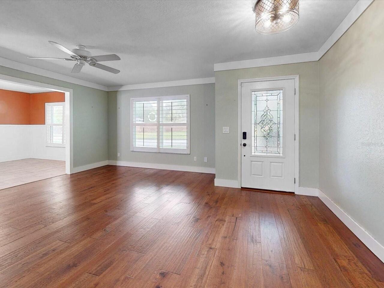 Listing Photo 8