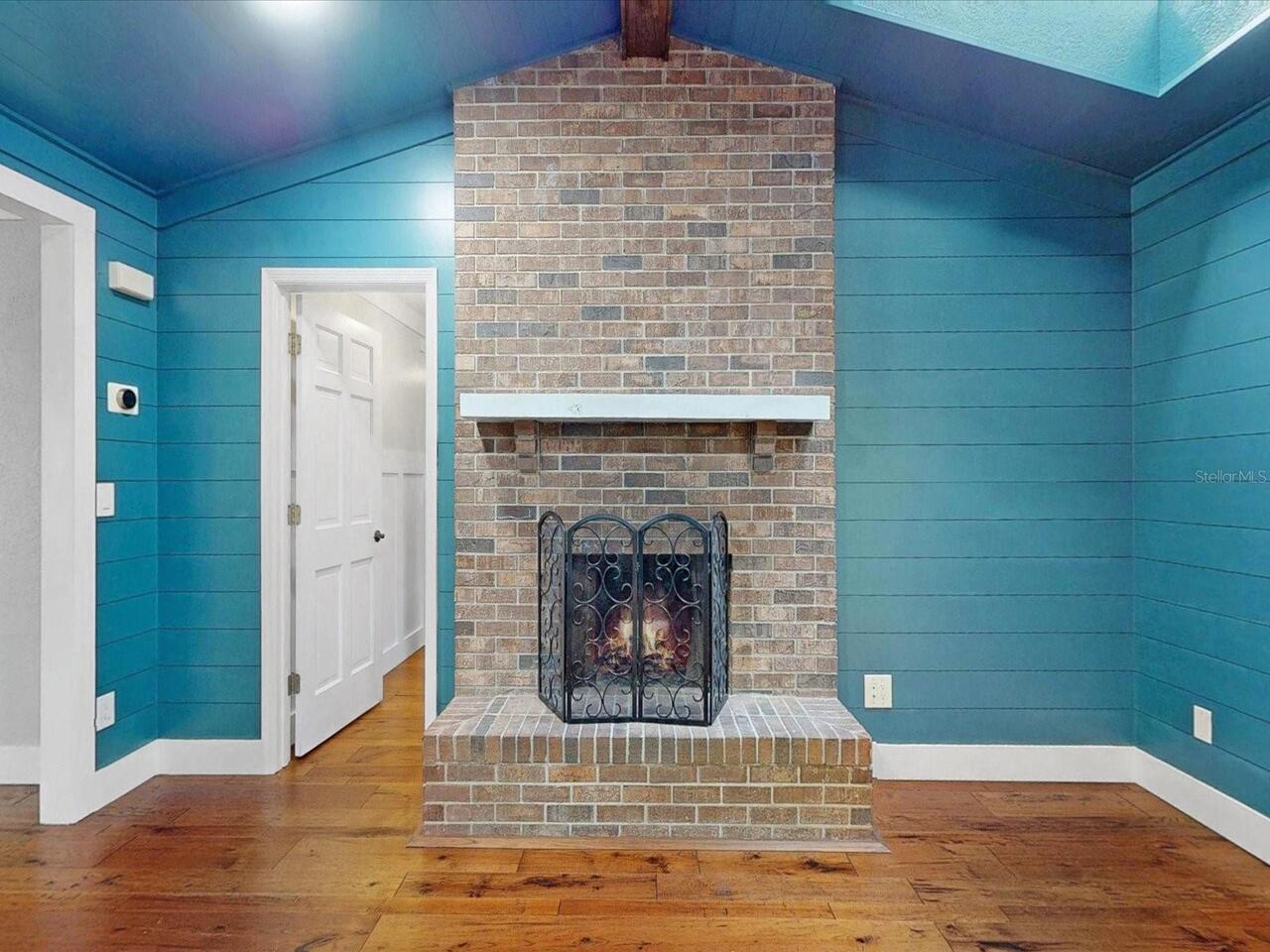 Listing Photo 19