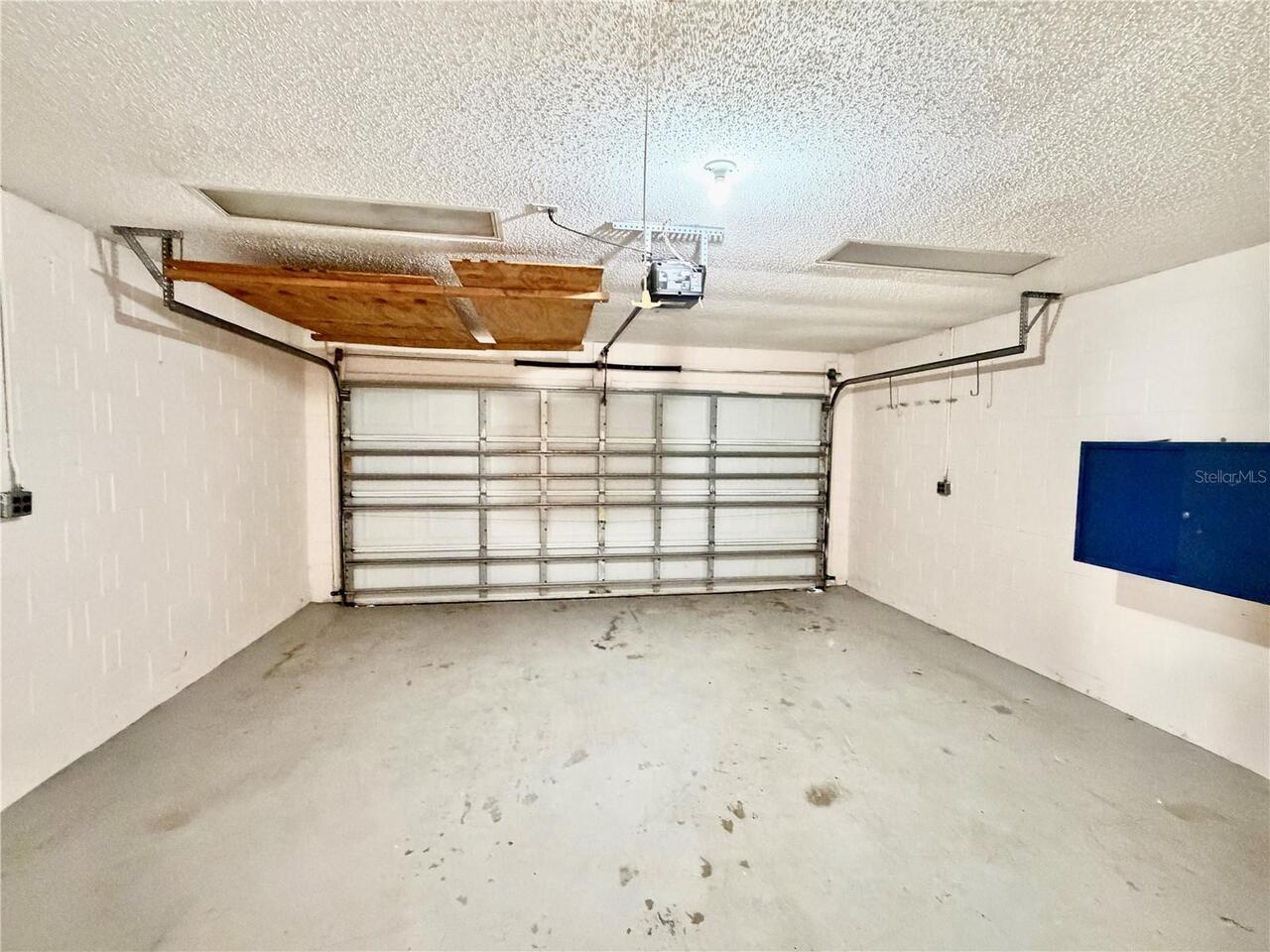 Listing Photo 12