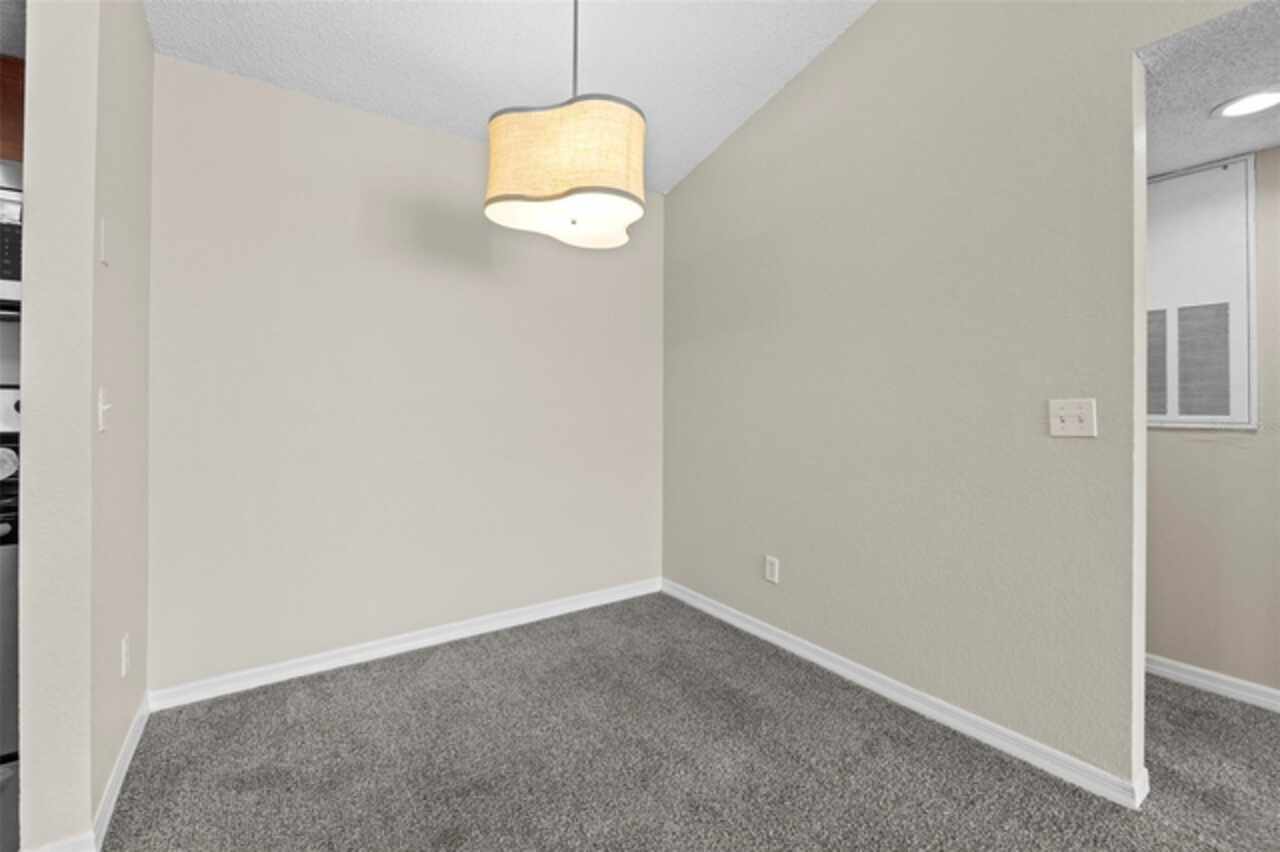 Listing Photo 24