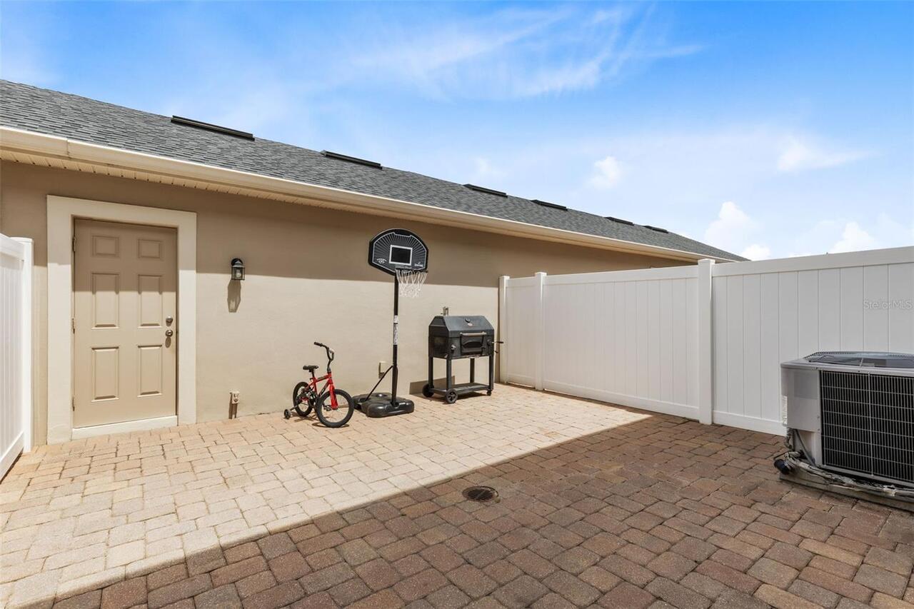 Listing Photo 25