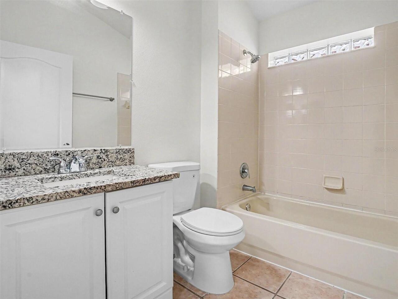 Listing Photo 14