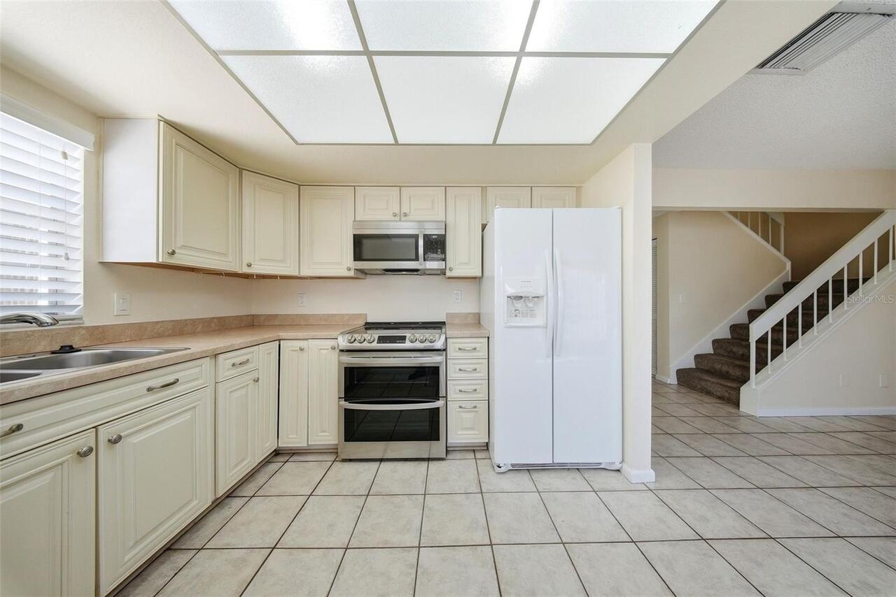 Listing Photo 10