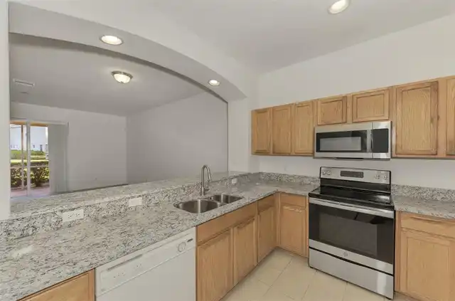 Listing Photo 13