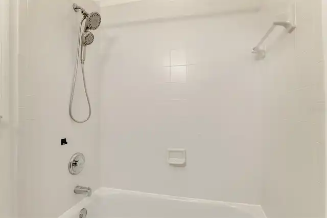 Listing Photo 43