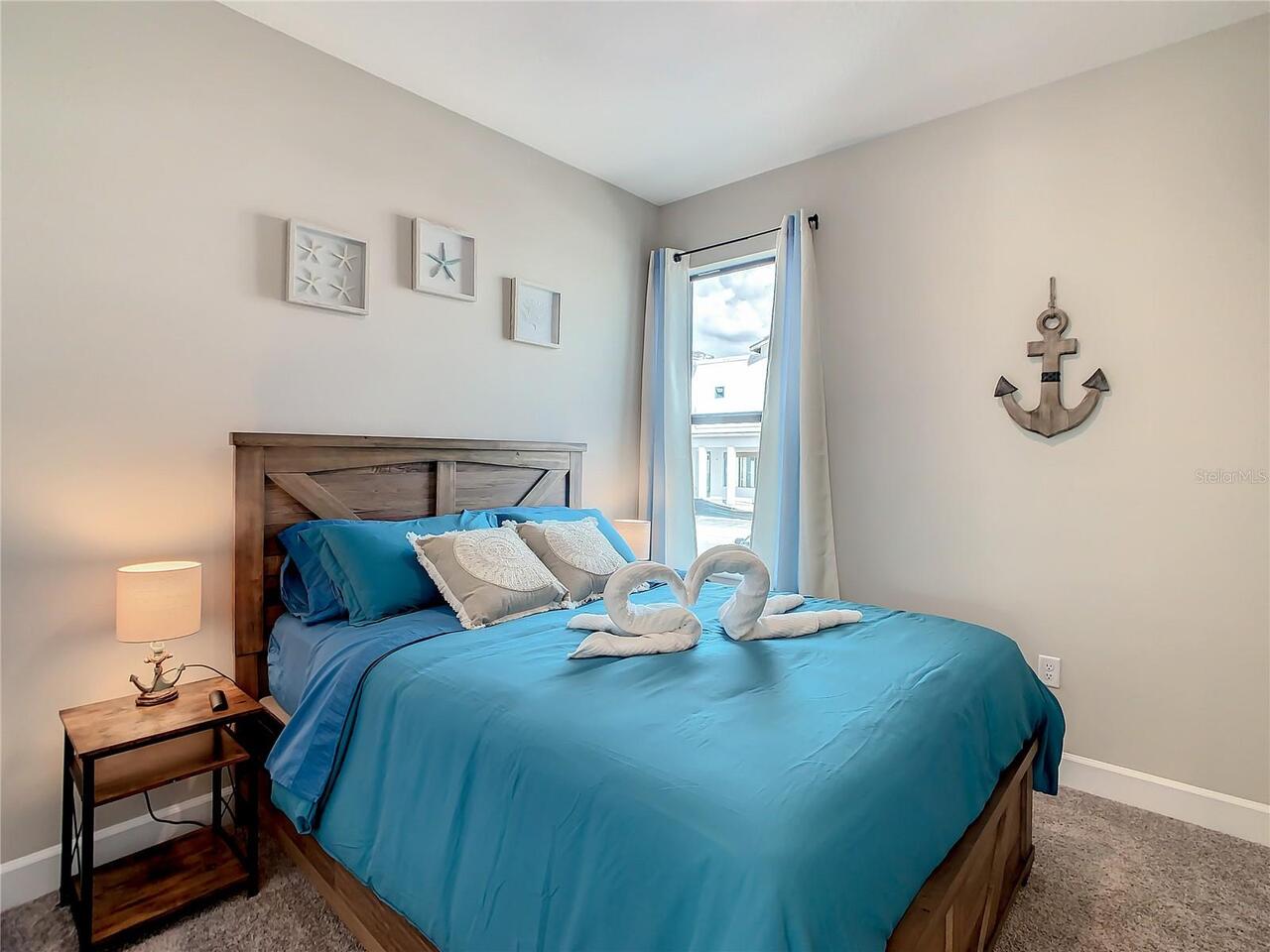 Listing Photo 12