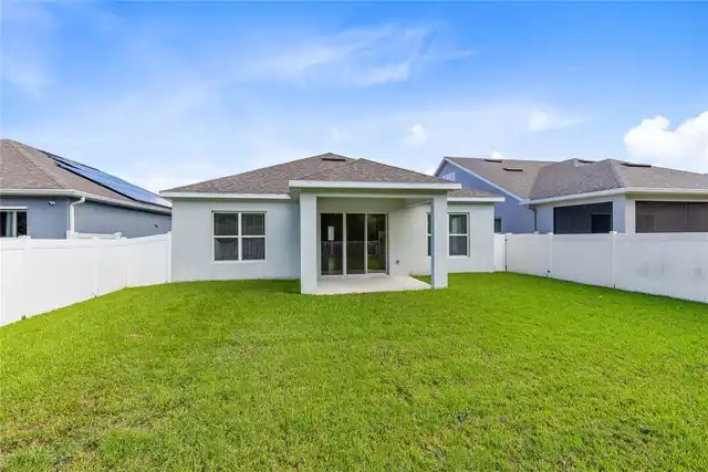 Listing Photo 16