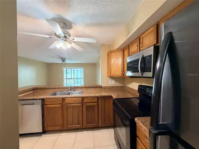 Listing Photo 7