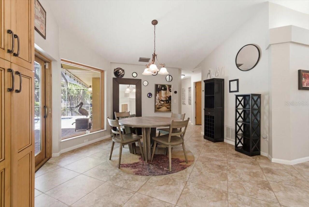 Listing Photo 16