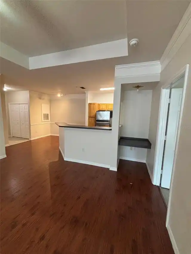 Listing Photo 8