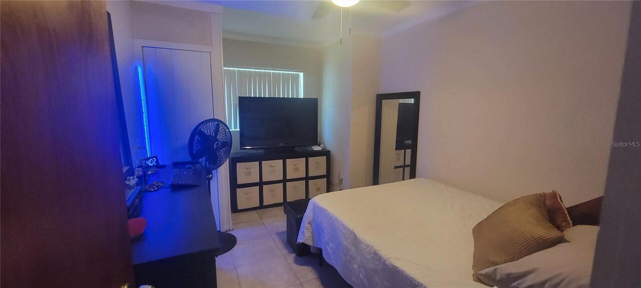 Listing Photo 9
