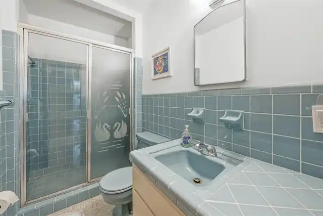 Listing Photo 14