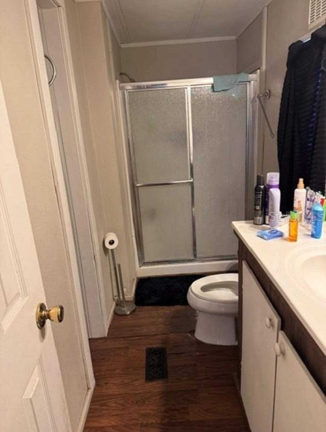 Listing Photo 6