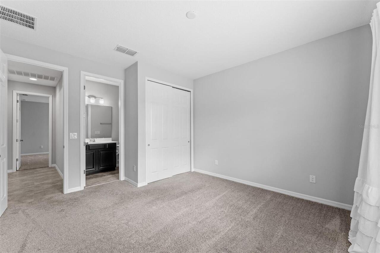 Listing Photo 38