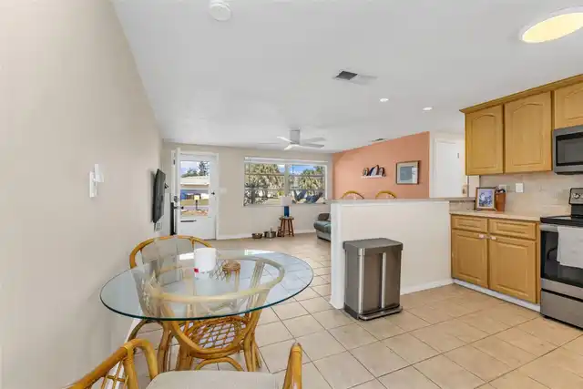 Listing Photo 14