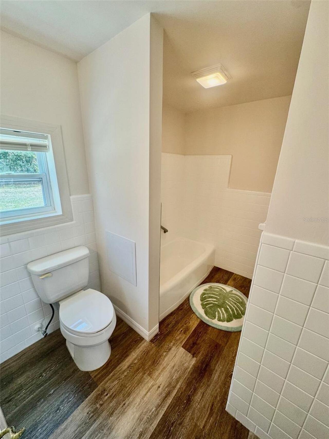 Listing Photo 10