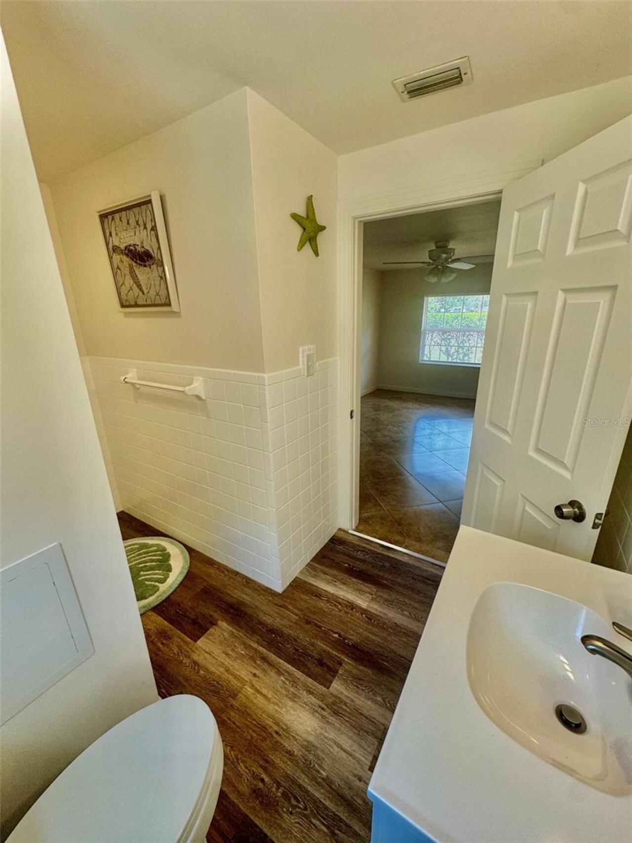 Listing Photo 11