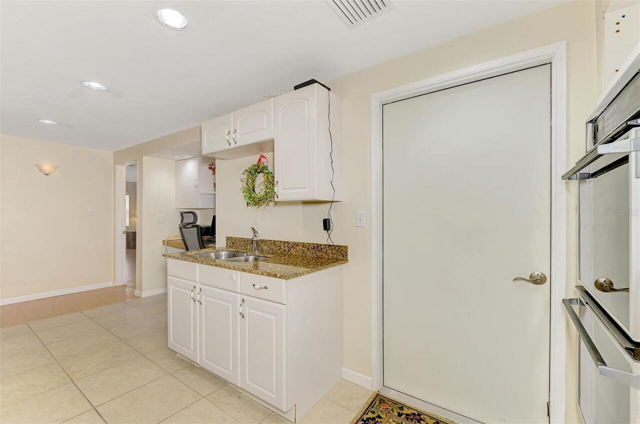 Listing Photo 25