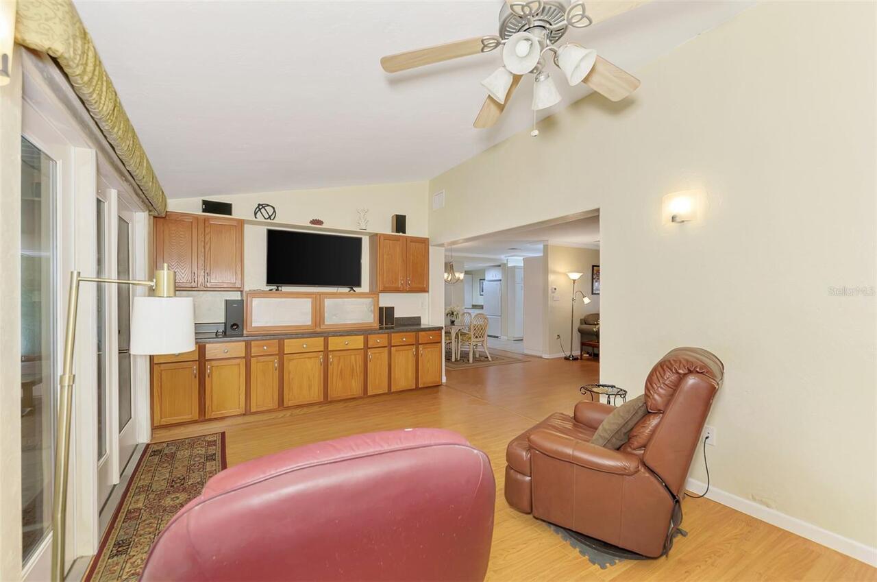 Listing Photo 31