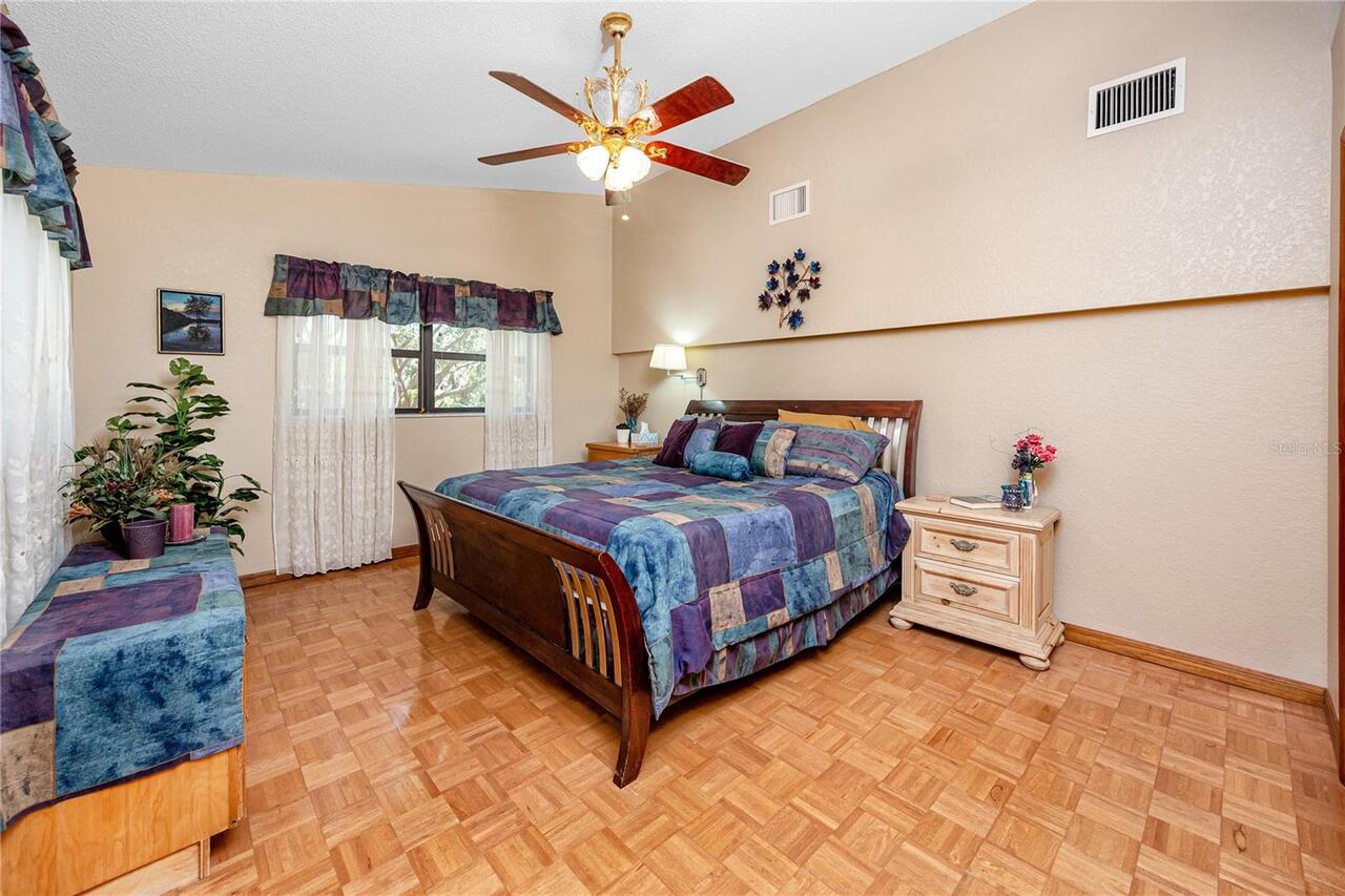 Listing Photo 23