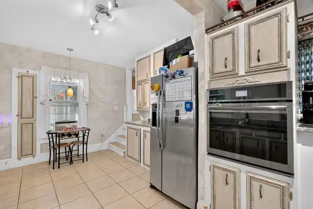 Listing Photo 18