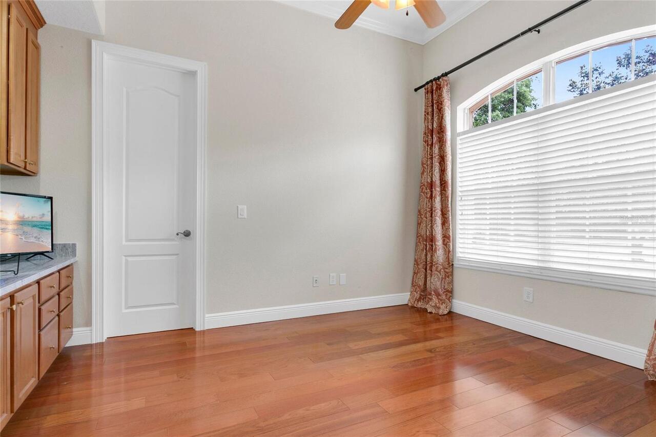Listing Photo 25