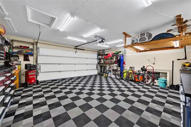 Listing Photo 23