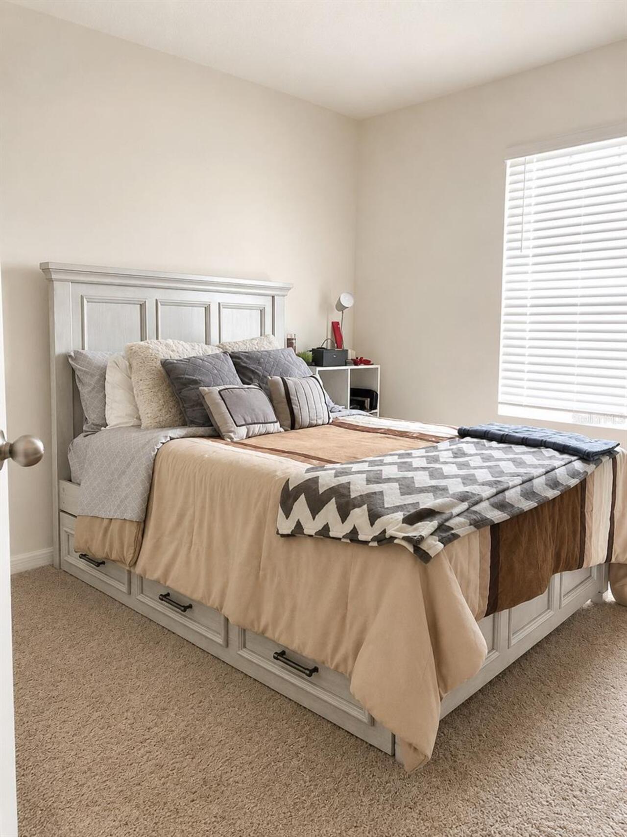 Listing Photo 18