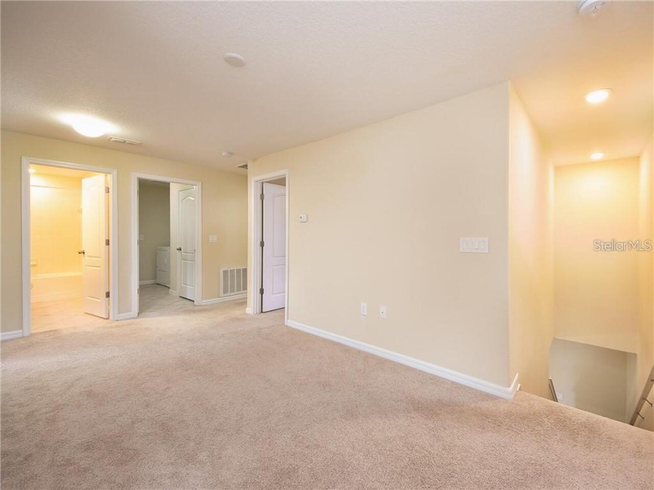 Listing Photo 12