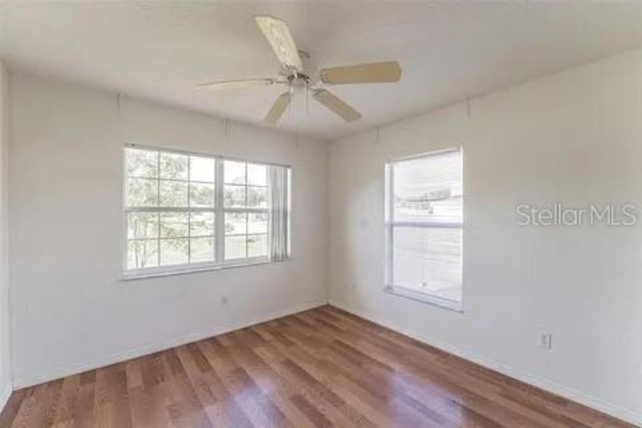 Listing Photo 16
