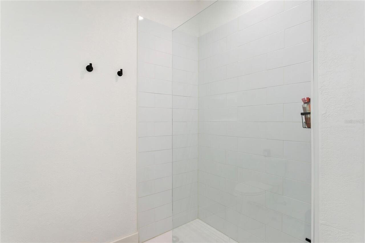 Listing Photo 24