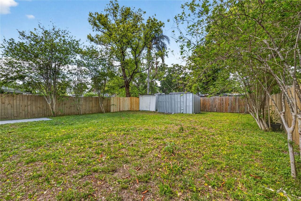 Listing Photo 12
