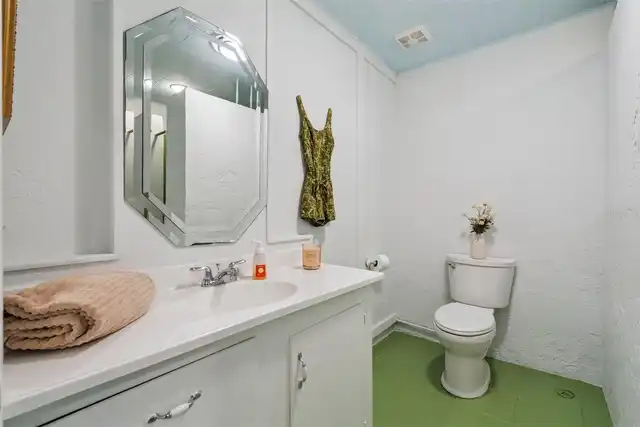 Listing Photo 21