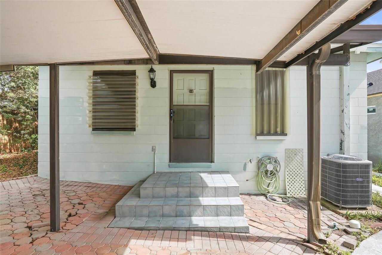 Listing Photo 10