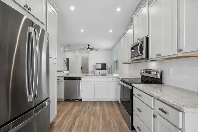 Listing Photo 9