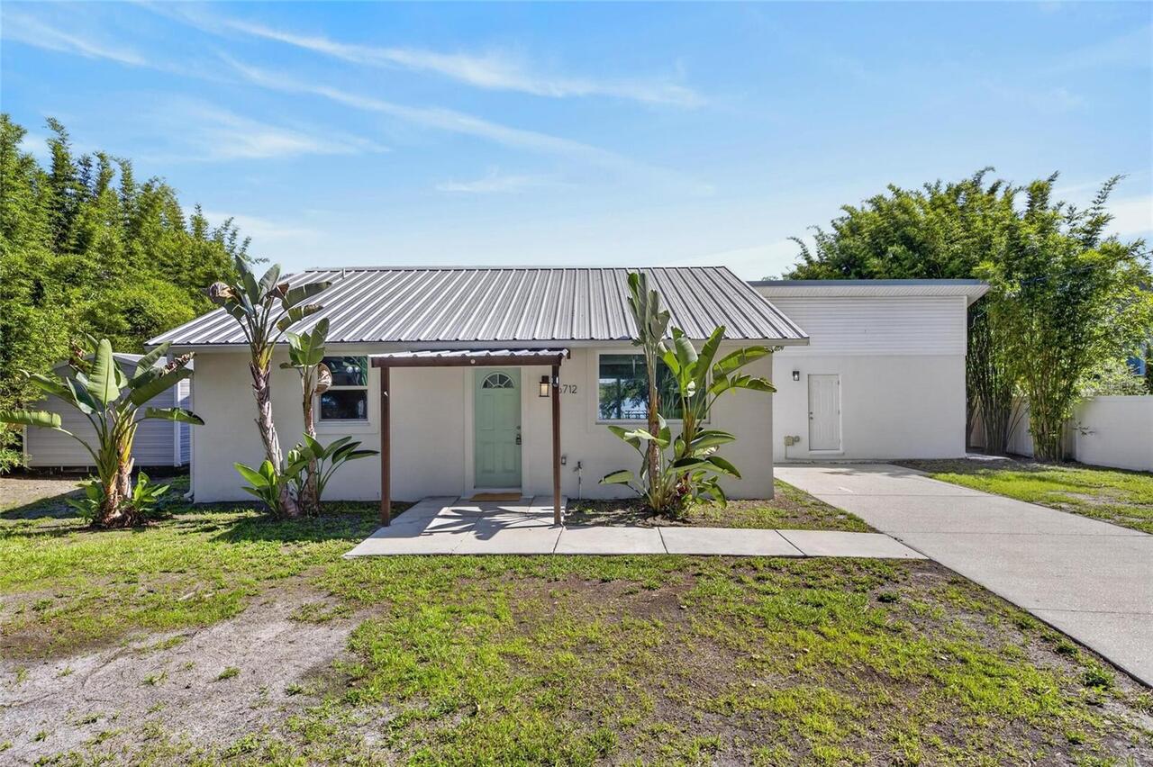 Listing Photo 10