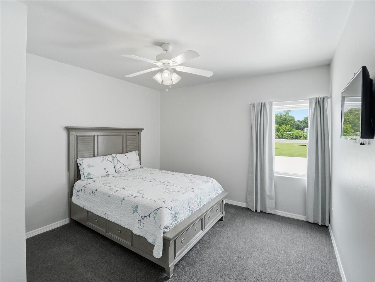 Listing Photo 15