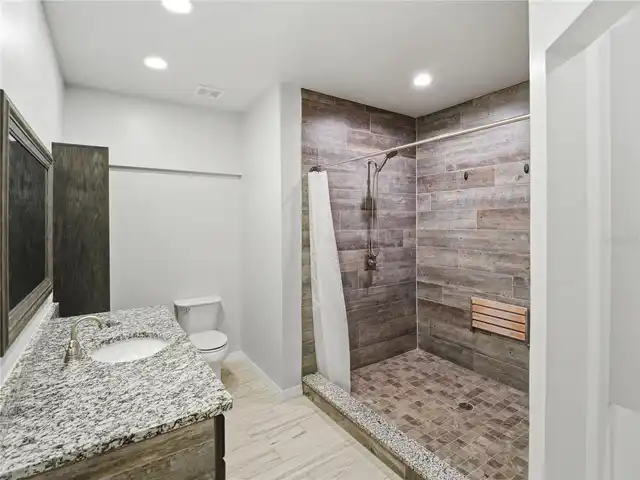 Listing Photo 13