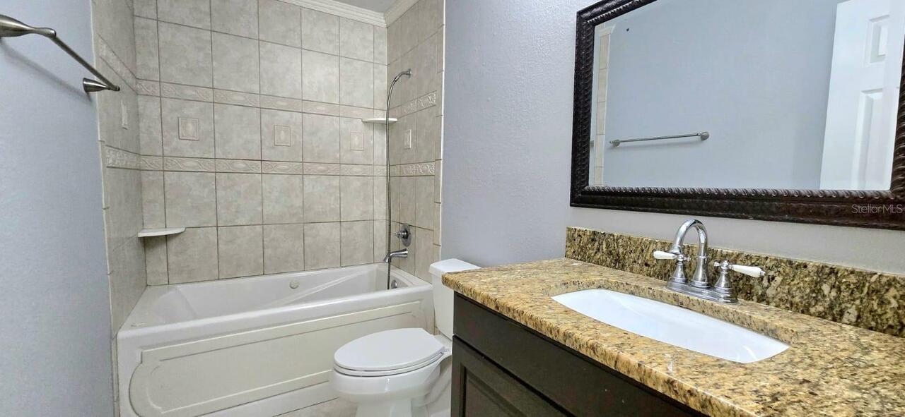 Listing Photo 10
