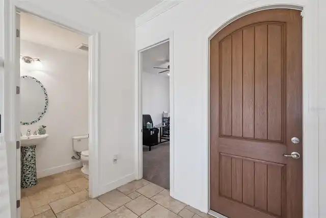 Listing Photo 6