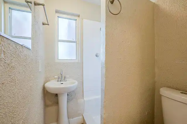 Listing Photo 22