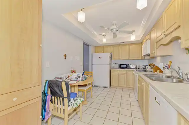 Listing Photo 18