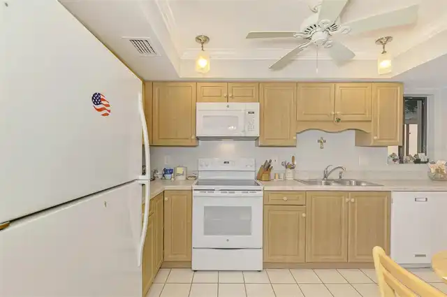 Listing Photo 21