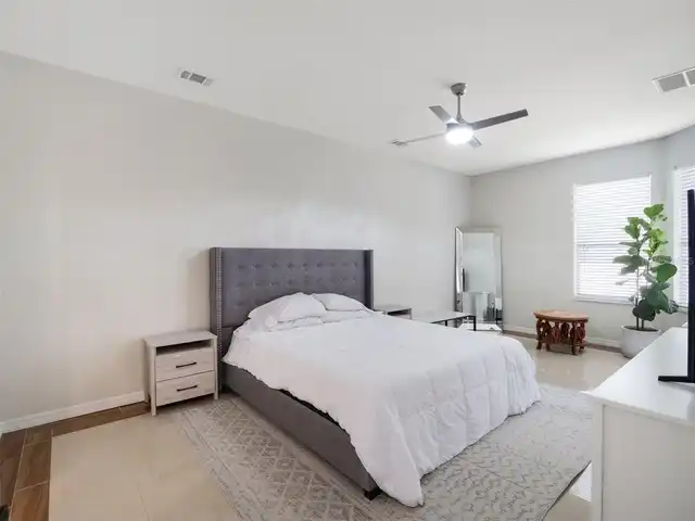 Listing Photo 28