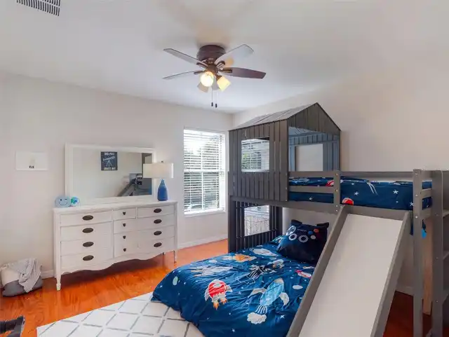 Listing Photo 32
