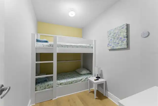 Listing Photo 18