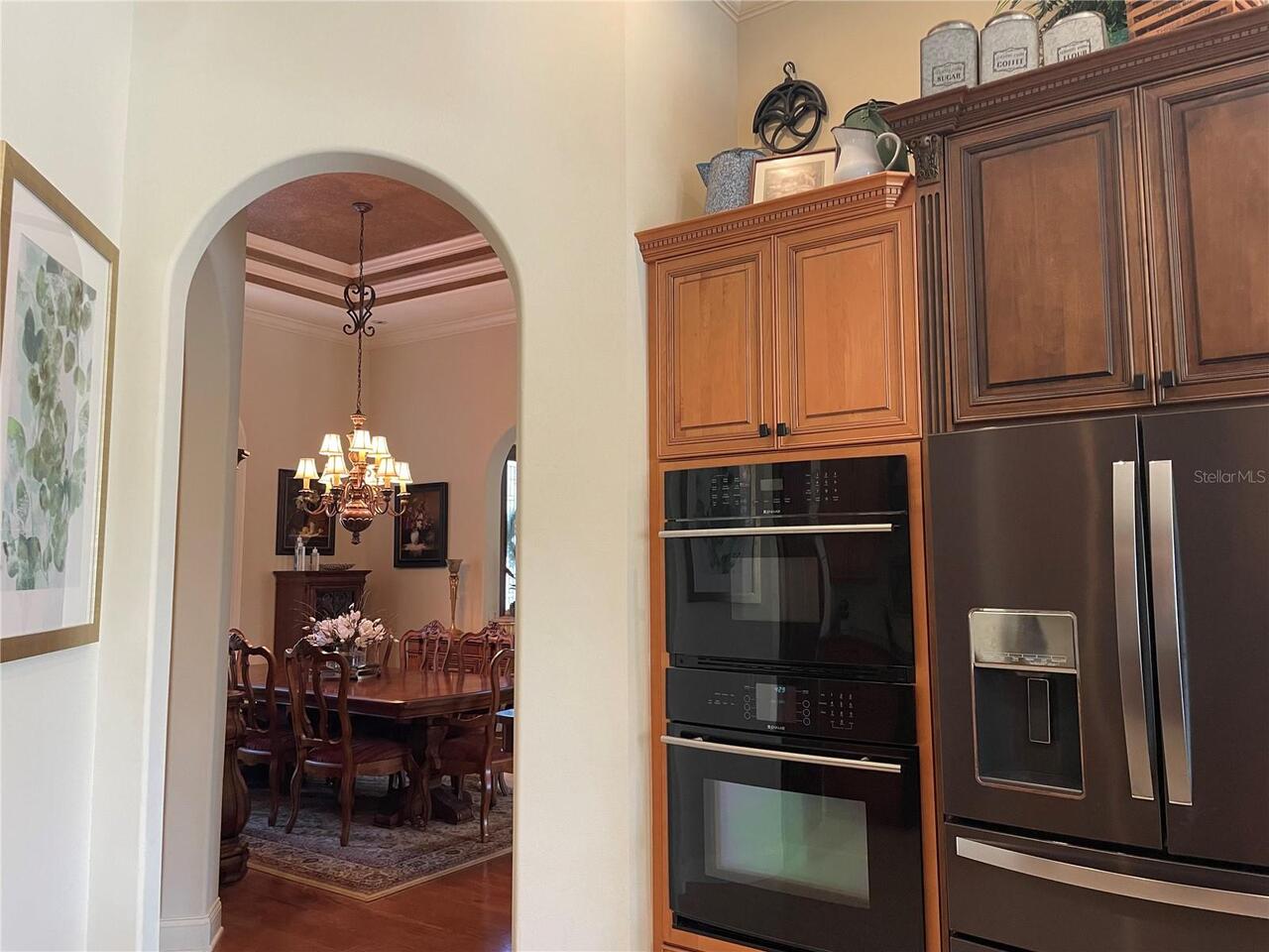 Listing Photo 10